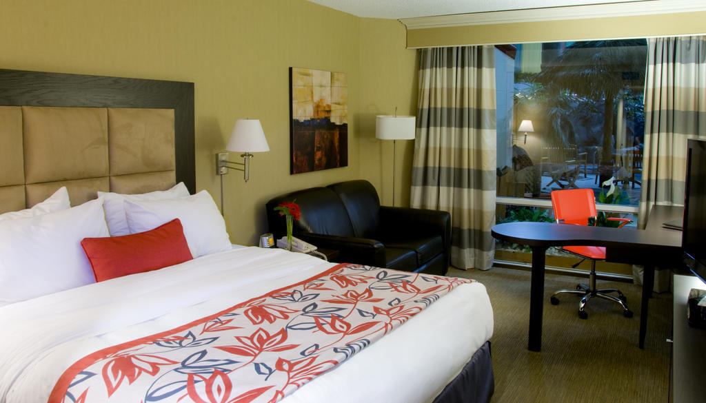 Ramada Plaza Crystal Palace Dieppe Rum bild